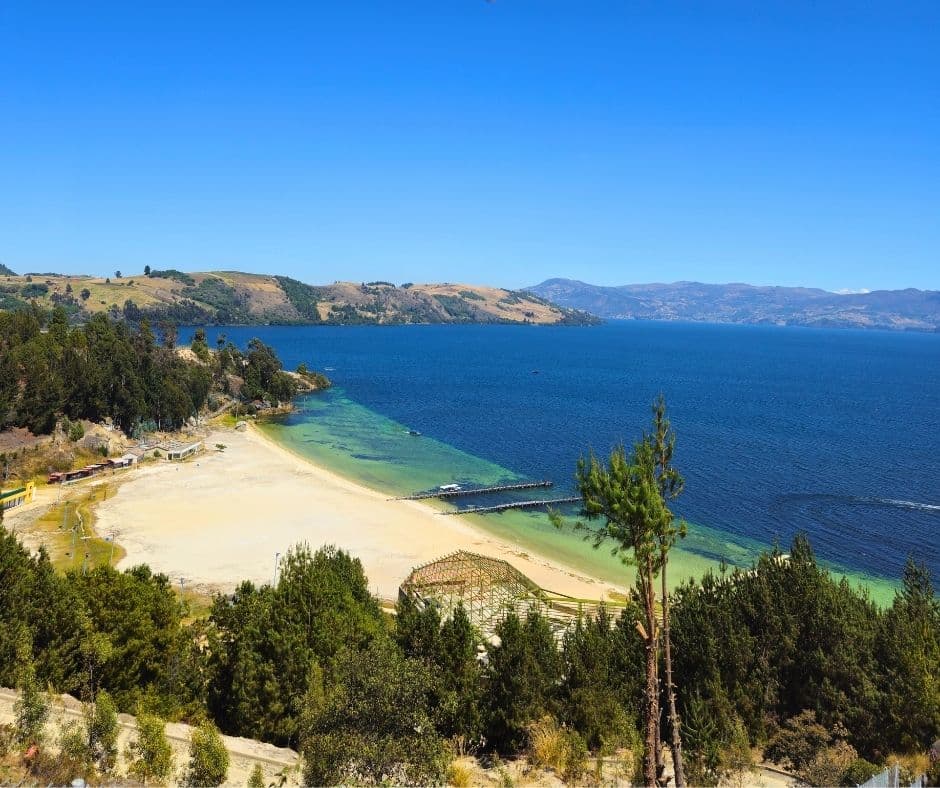 Lago de Tota y Pueblito Boyacense