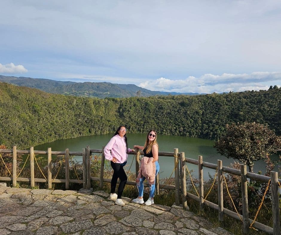 Guatavita: Laguna Sagrada, Casa Loca, Deslizadero Arcoíris y Pueblo