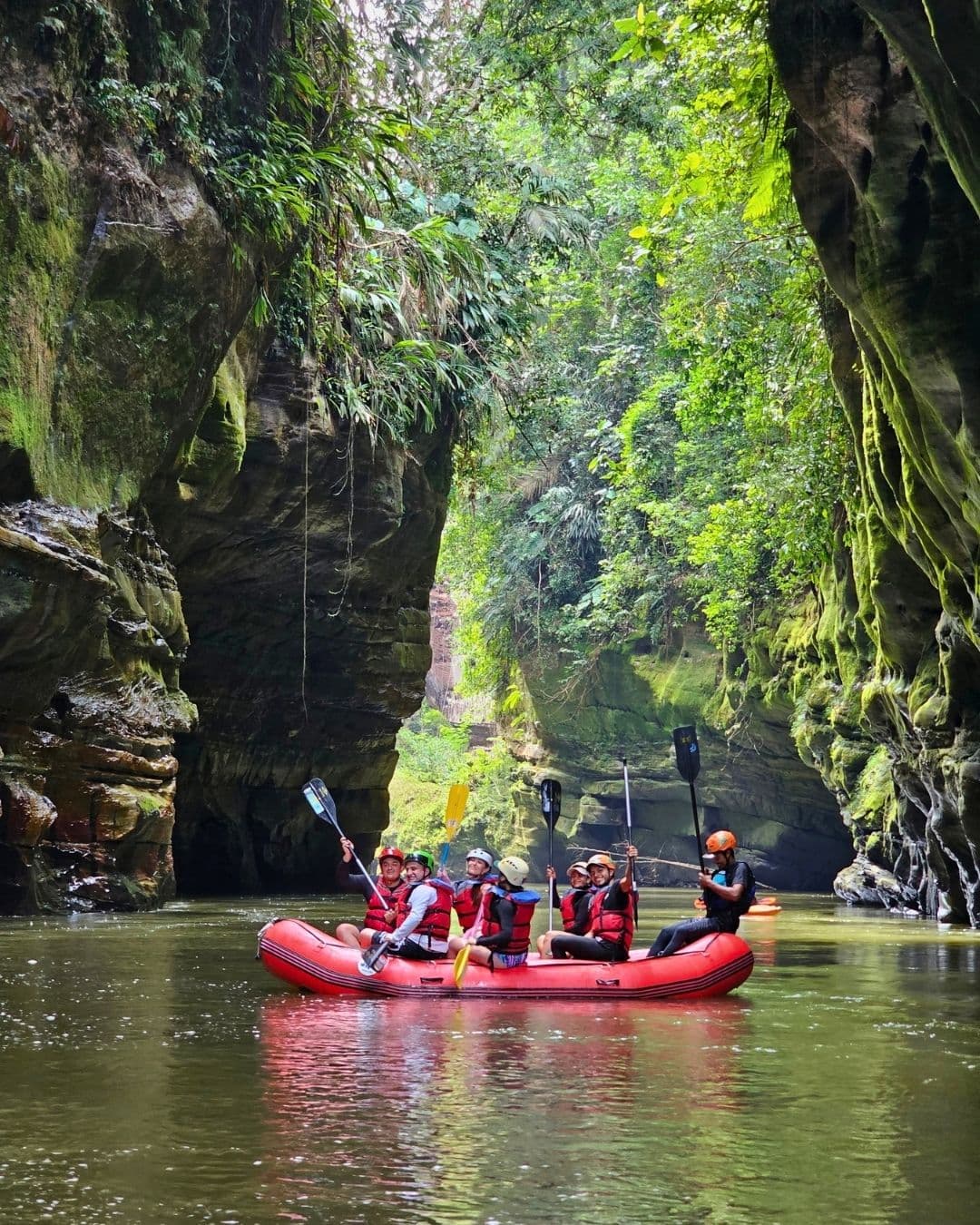 Caquetá: cascadas, rafting en el río Pato y la Cueva de Colores